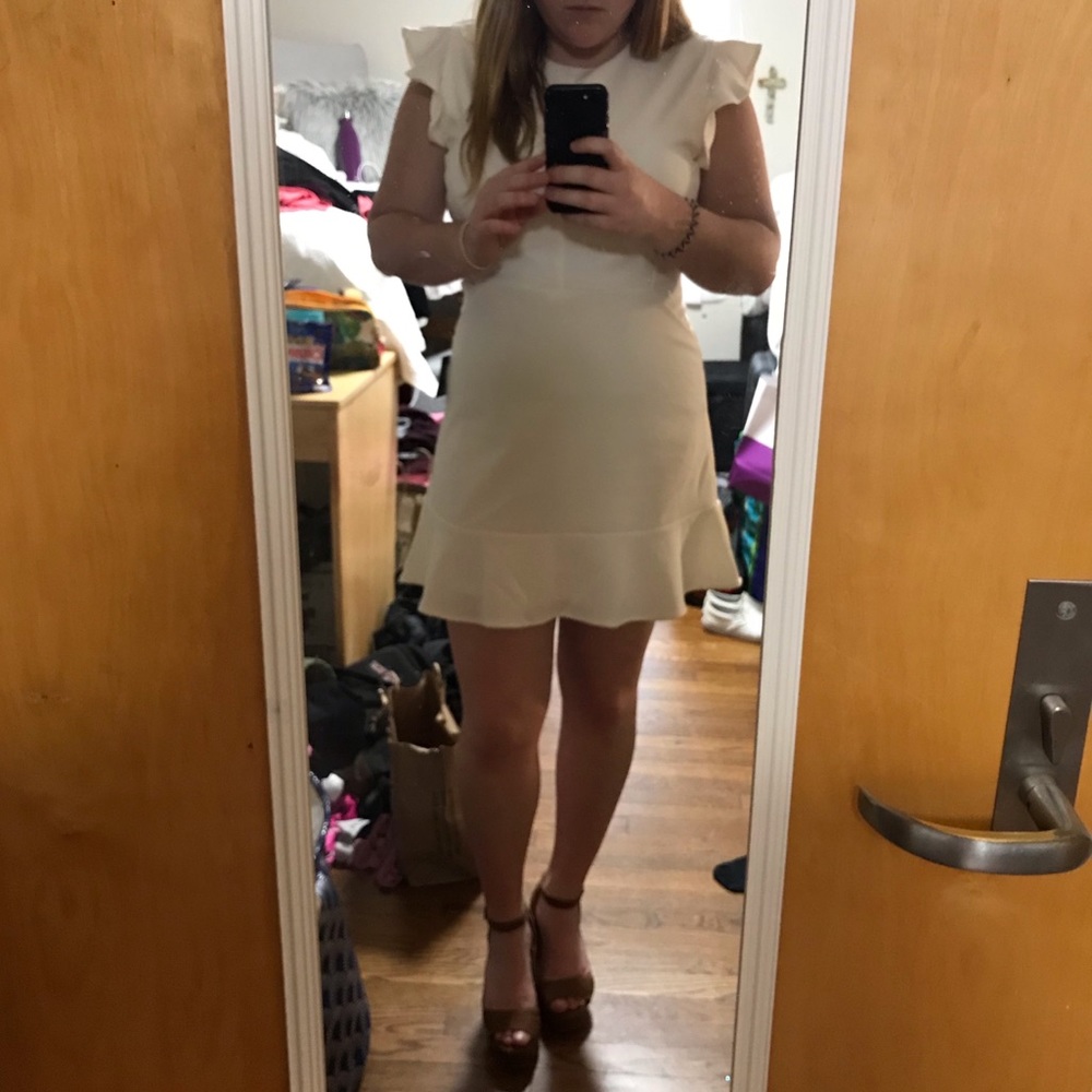 Express White Mini Ruffle Dress 🤍 - Picture 4 of 4
